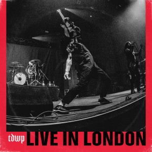 ดาวน์โหลดและฟังเพลง Lines of Your Hands (Live) พร้อมเนื้อเพลงจาก The Devil Wears Prada