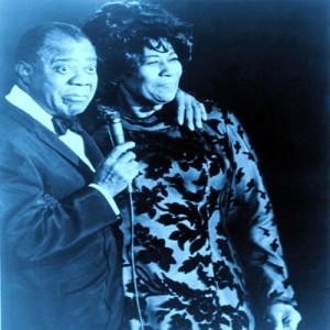ดาวน์โหลดและฟังเพลง The Nearest of You พร้อมเนื้อเพลงจาก Ella Fitzgerald