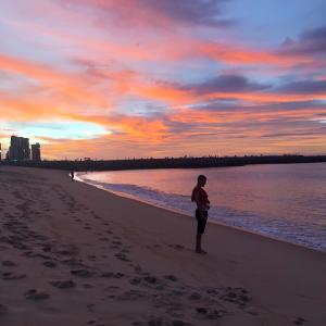 收聽cloudbxy的Conexions (feat. raken)歌詞歌曲