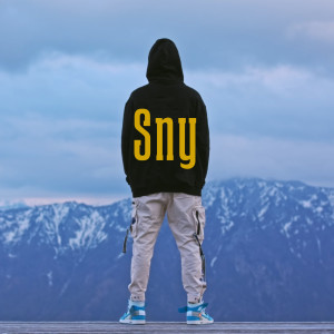 收听Earth的Sny歌词歌曲