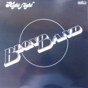 ดาวน์โหลดและฟังเพลง Rocky (Gonna Fly Now) พร้อมเนื้อเพลงจาก Blond Band