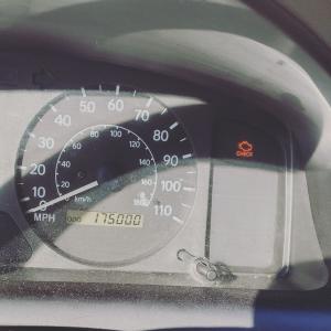 Dengarkan expired tag (Explicit) lagu dari Course Tendency dengan lirik