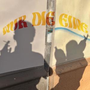 Ramen Junge的專輯Nur die eine (feat. Ebbe Funk) [Explicit]