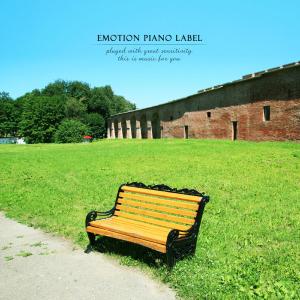 Dengarkan A warm wind blowing from somewhere lagu dari 하루인 dengan lirik