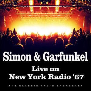 Dengarkan lagu The Sound Of Silence (Live) nyanyian Simon & Garfunkel dengan lirik