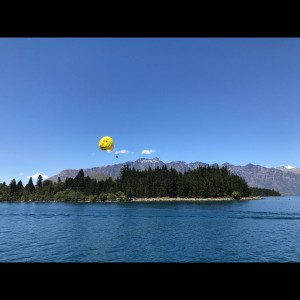 Dengarkan lagu Let it Go nyanyian Spa Music Relaxation dengan lirik