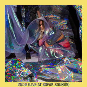 收聽Transviolet的Undo (Live at Sofar Sounds)歌詞歌曲