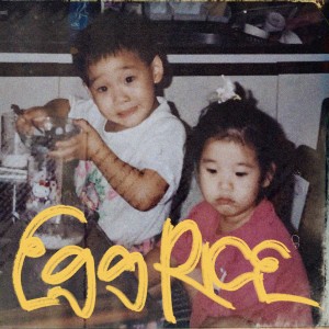 Dengarkan EGG RICE (feat. Paul Blanco) lagu dari 로스 dengan lirik