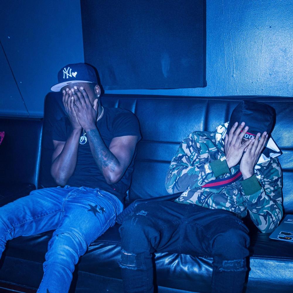 Trippen (feat. Mari Cozart) (Explicit)