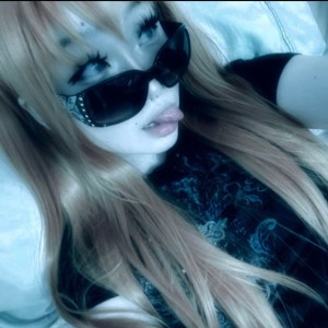 ดาวน์โหลดและฟังเพลง CHAKRA (feat. Lych) (Explicit) พร้อมเนื้อเพลงจาก swemo santana