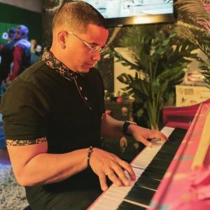 NUXXPRODUCER的专辑The Mind of an Alien