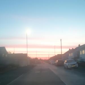 收聽Miszel的weatherbroadcast歌詞歌曲