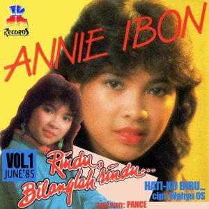 Dengarkan Hatiku Biru lagu dari Annie Ibon dengan lirik