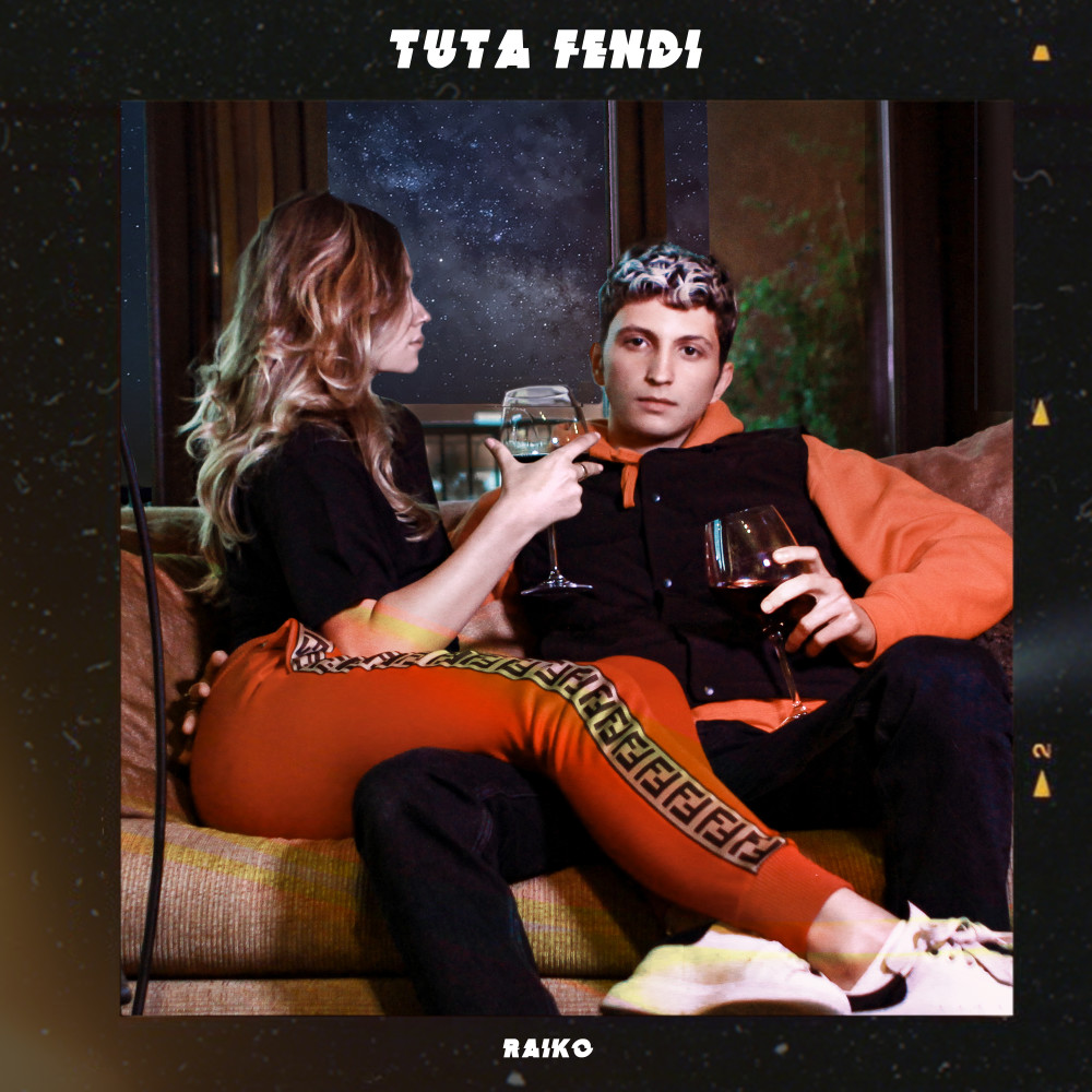 Tuta Fendi (Explicit)