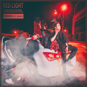 Dengarkan Red Light (feat. Jhnovr) (Prod. Newmaze) lagu dari 샵건 dengan lirik