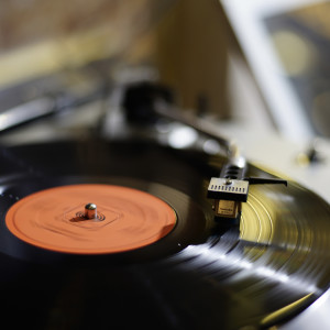 收聽王菲的約定歌詞歌曲