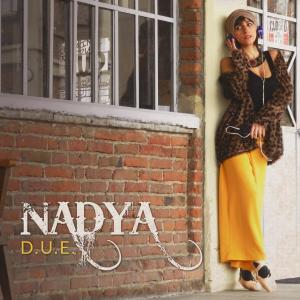 收聽Nadya的D.U.E. dentro un'emozione (Jazzatron Remix)歌詞歌曲
