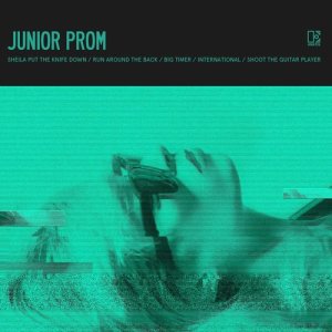 ดาวน์โหลดและฟังเพลง Run Around The Back พร้อมเนื้อเพลงจาก Junior Prom