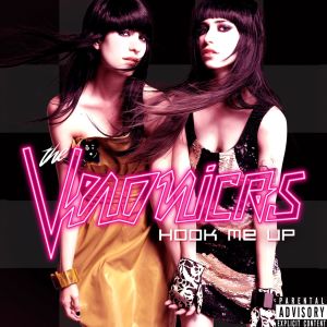 ดาวน์โหลดและฟังเพลง Take Me on the Floor พร้อมเนื้อเพลงจาก The Veronicas