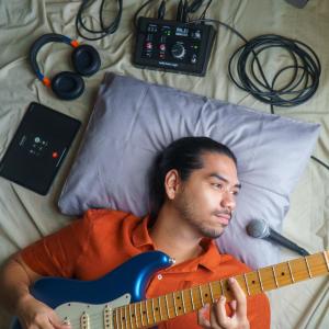 El Michael的專輯Comfort of My Home (feat. Andre Dinuth)