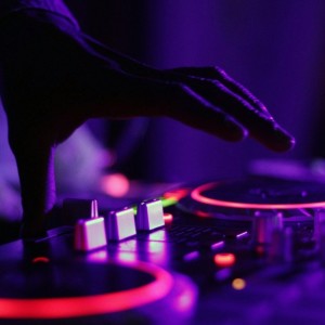 收听SUGI REMIX的India (Remix)歌词歌曲