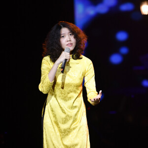 อัลบัม Níu Tay Nghìn Trùng ศิลปิน 