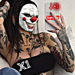 ดาวน์โหลดและฟังเพลง Famosinha do Instagram (Explicit) พร้อมเนื้อเพลงจาก MC Dede da VDP