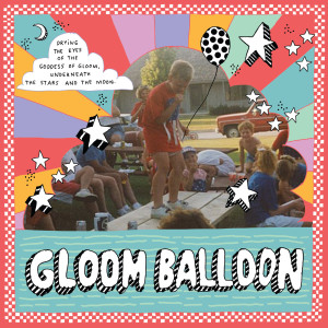 Dengarkan Under the Moon and the Sun lagu dari Gloom Balloon dengan lirik