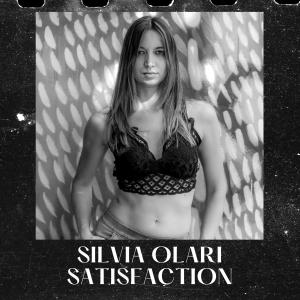 收聽Silvia Olari的Satisfaction歌詞歌曲