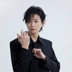 霍尊 ดาวน์โหลดและฟังเพลงฮิตจาก 霍尊