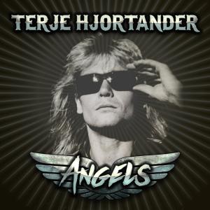 ดาวน์โหลดและฟังเพลง Angels พร้อมเนื้อเพลงจาก ดารานักร้องหลายคน