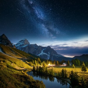 default playlist img