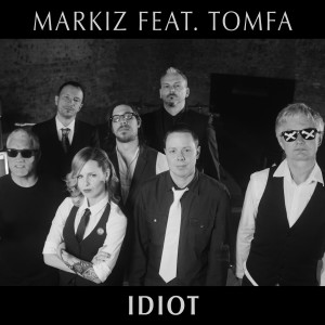 Dengarkan lagu Idiot nyanyian Markiz dengan lirik