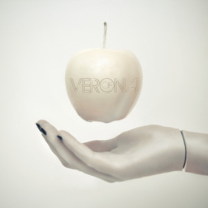 อัลบัม The White Apple ศิลปิน of Verona