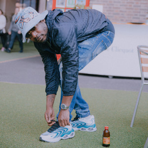 Dengarkan Ma Body (Explicit) lagu dari Stera B dengan lirik