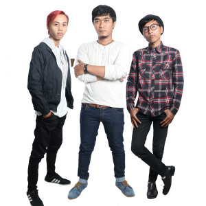 Dengarkan Janji Manis lagu dari Govinda's dengan lirik