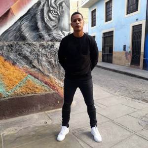 Album Chiquita Vete (feat. El Boy C) from Arthur