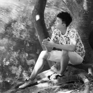 Listen to 全因为你 song with lyrics from Aloysius Pang