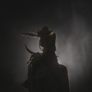 收聽cutouts的Cowgirl歌詞歌曲