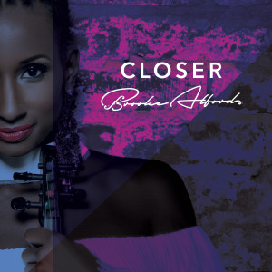 ดาวน์โหลดและฟังเพลง Closer พร้อมเนื้อเพลงจาก Brooke Alford