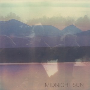 Dengarkan Midnight Sun lagu dari Dream Lake dengan lirik