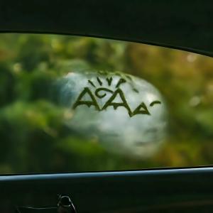 收聽José Bautista的whispering trails歌詞歌曲