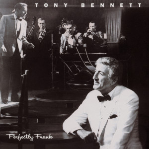 ดาวน์โหลดและฟังเพลง Angel Eyes พร้อมเนื้อเพลงจาก Tony Bennett