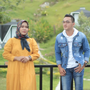 Listen to Harato bukan Ukuran Cinto song with lyrics from randa putra