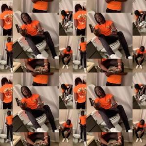 ดาวน์โหลดและฟังเพลง Smackerz (Explicit) พร้อมเนื้อเพลงจาก TrenchBaby Nino