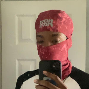 ดาวน์โหลดและฟังเพลง Pioneer (Explicit) พร้อมเนื้อเพลงจาก Savvy Gzz