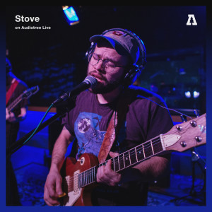 Listen to Goose Ghost song with lyrics from Oven & Stove
