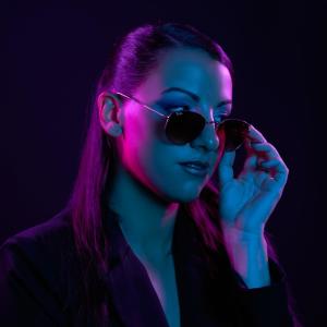 Sonia Elisheva的專輯U Look Like Danger