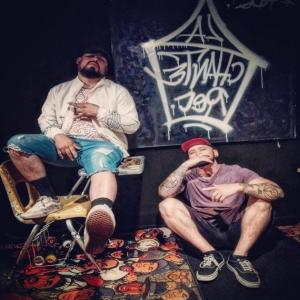 收聽Bogar-T的Balas & Frias (feat. Ensus)歌詞歌曲