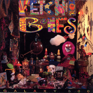 ดาวน์โหลดและฟังเพลง Binoculars พร้อมเนื้อเพลงจาก Fetchin' Bones